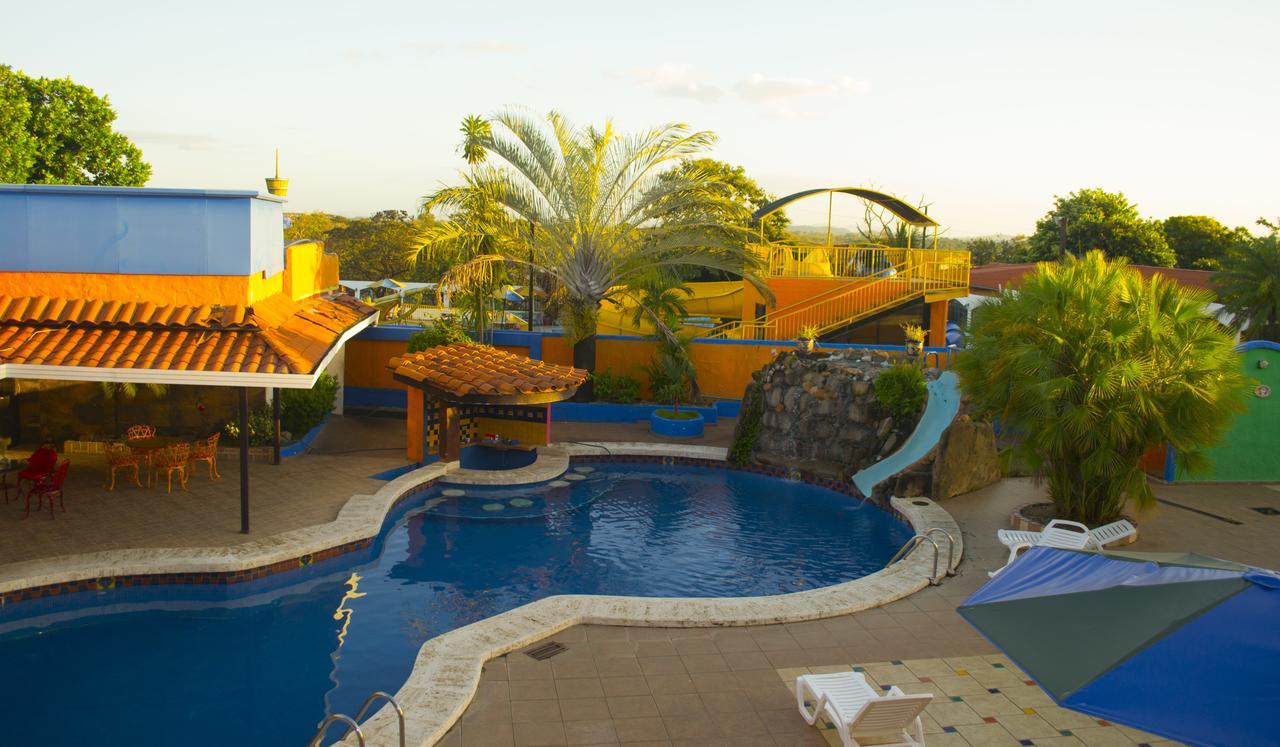 Hotel La Hacienda Santiago Esterno foto